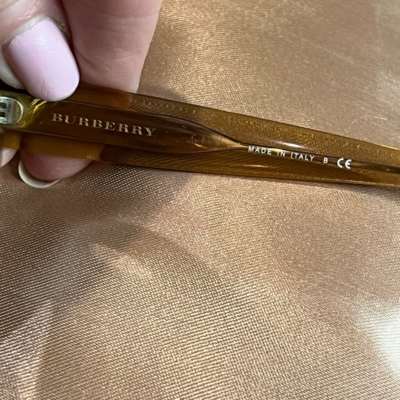 Authentic Burberry Sunglasses - Picture 10 of 14